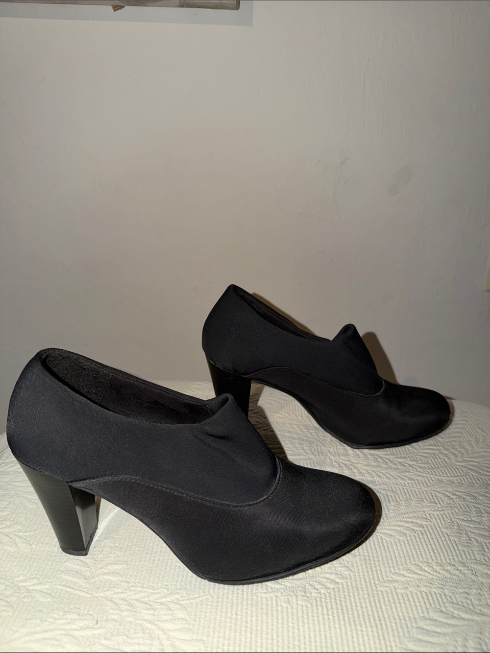 New York Transit Black Heeled Slip-On Booties with Rounded Toe